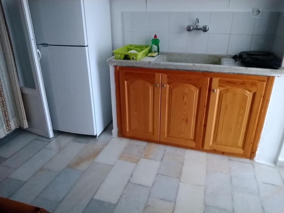 Nikoletta Studios 1 阿吉奥斯普罗科皮奥斯 外观 照片